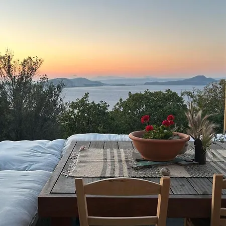 Villa Stone House Siga Siga. Enjoy Serenity & Privacy *