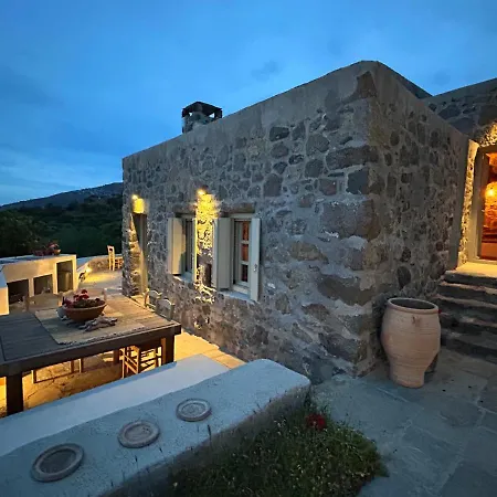 Stone House Siga Siga. Enjoy Serenity & Privacy Villa *