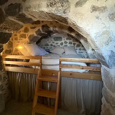 Stone House Siga Siga. Enjoy Serenity & Privacy * Mandrákion