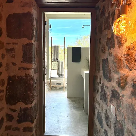 Stone House Siga Siga. Enjoy Serenity & Privacy Villa