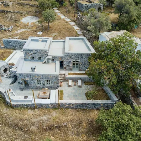 Villa Stone House Siga Siga. Enjoy Serenity & Privacy Mandrákion