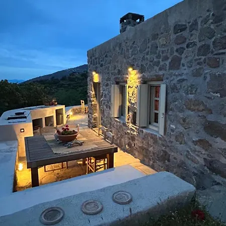 Stone House Siga Siga. Enjoy Serenity & Privacy Mandrákion
