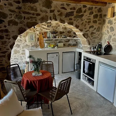 Stone House Siga Siga. Enjoy Serenity & Privacy Villa