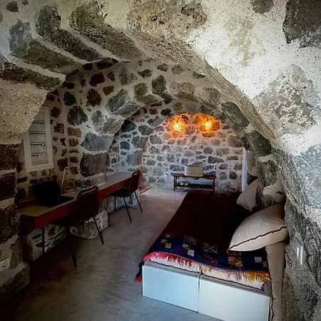 Stone House Siga Siga. Enjoy Serenity & Privacy * Mandrákion