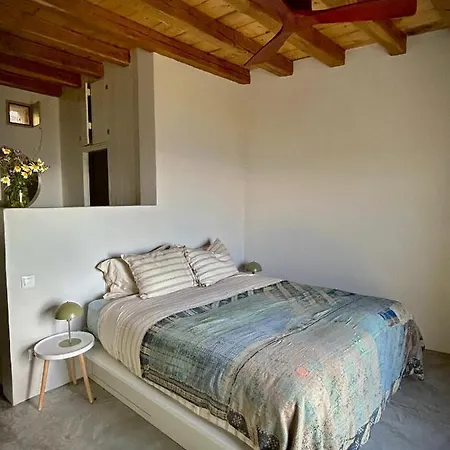 Stone House Siga Siga. Enjoy Serenity & Privacy Villa *