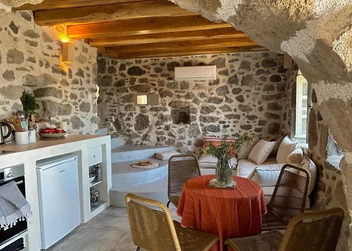 Villa Stone House Siga Siga. Enjoy Serenity & Privacy