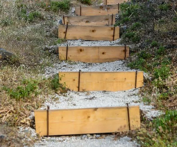 Villa Stone House Siga Siga. Enjoy Serenity & Privacy